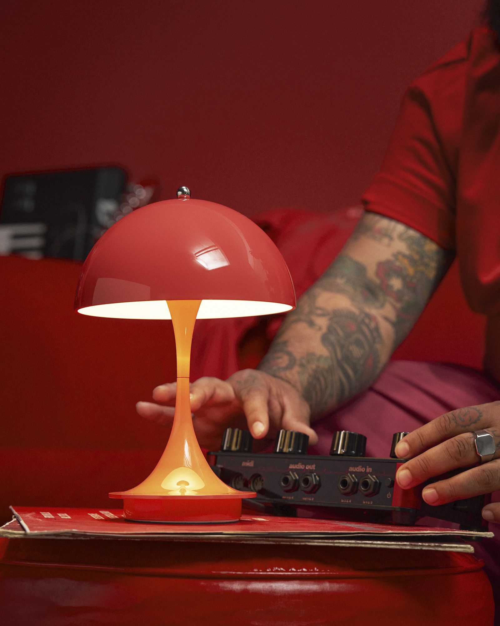 Panthella 160 Portable V3 - Universal Plug