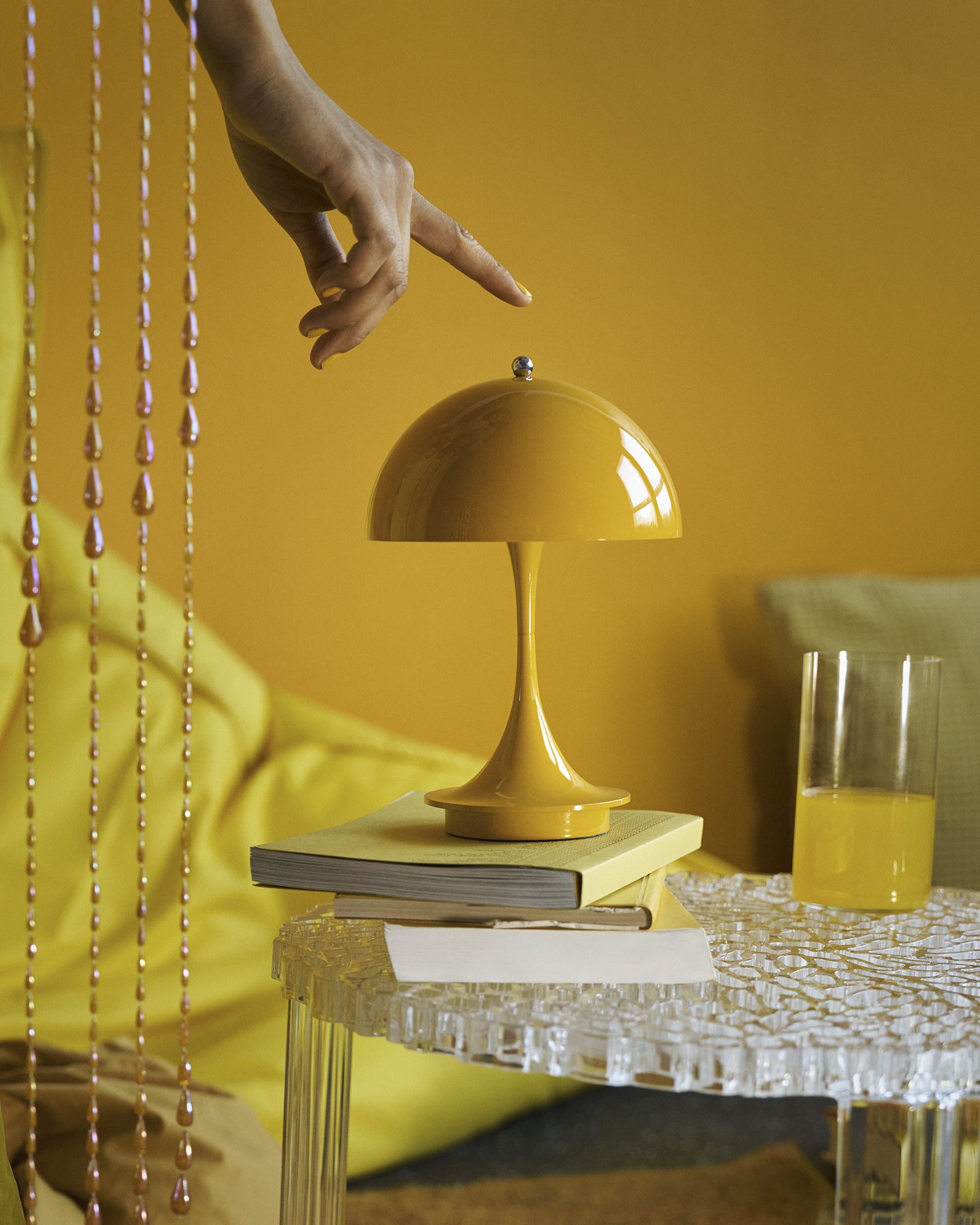 Panthella 160 Portable V3 - Universal Plug