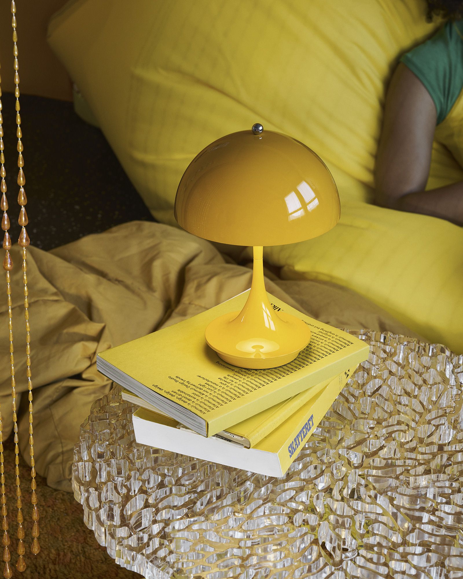 Panthella 160 Portable V3 - Universal Plug