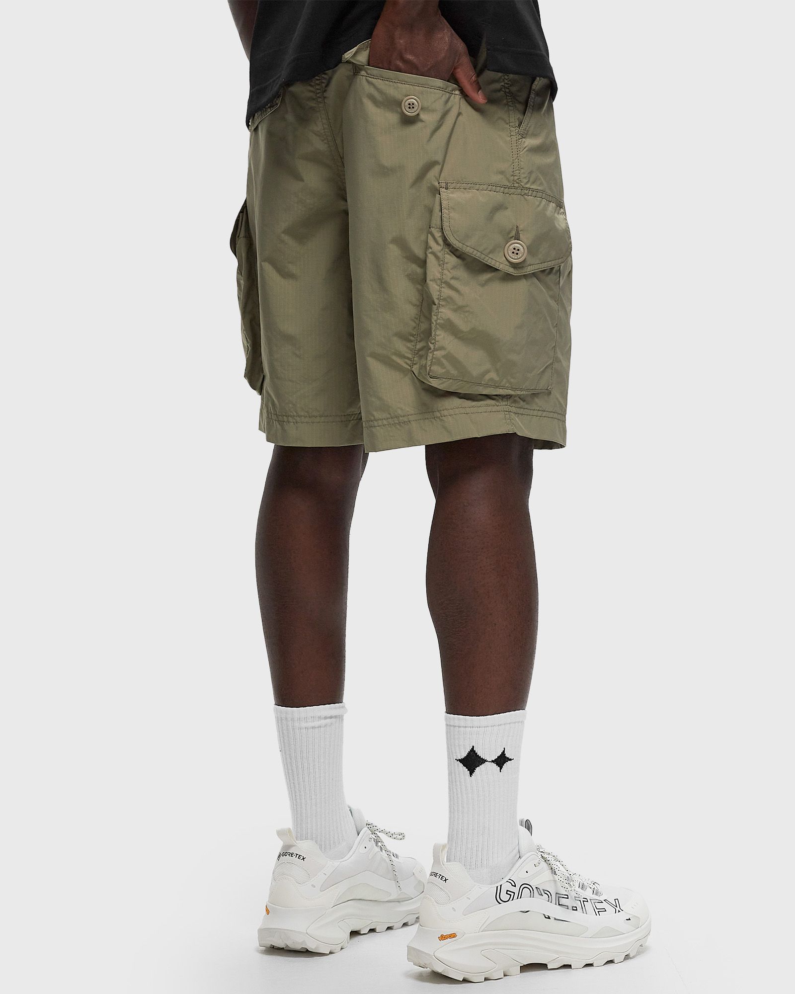 OVERSIZED CARGO SHORT PANTS