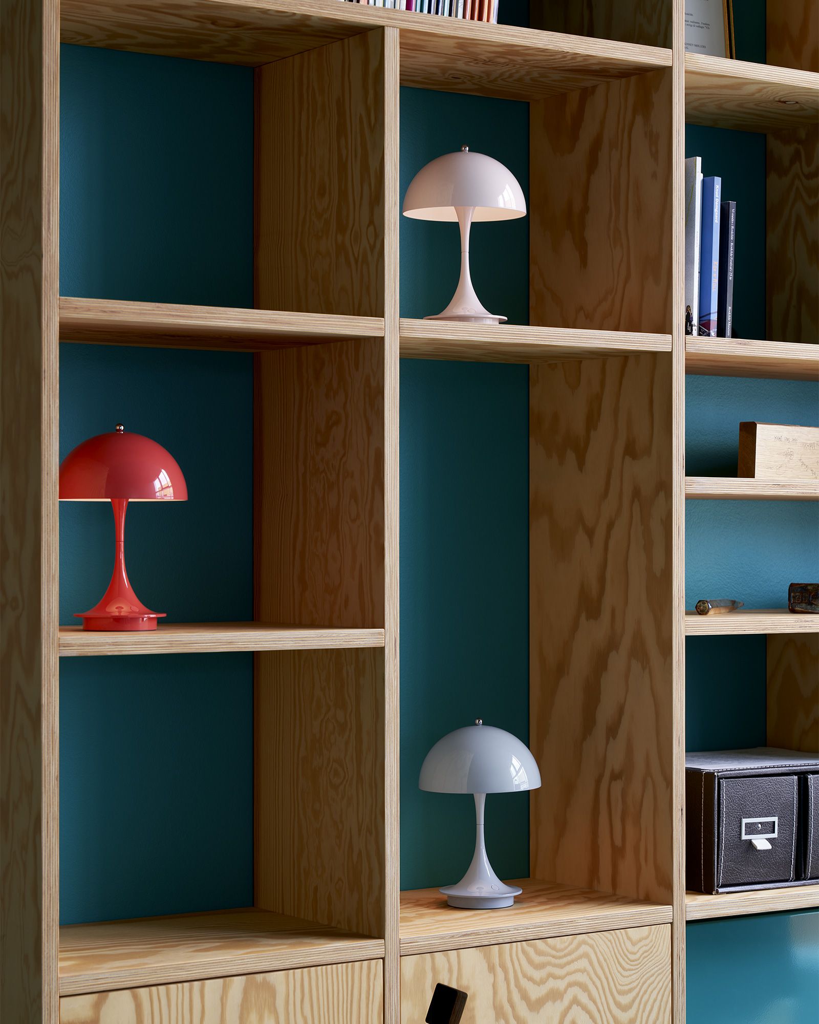 Panthella 160 Portable Lamp - Universal Plug