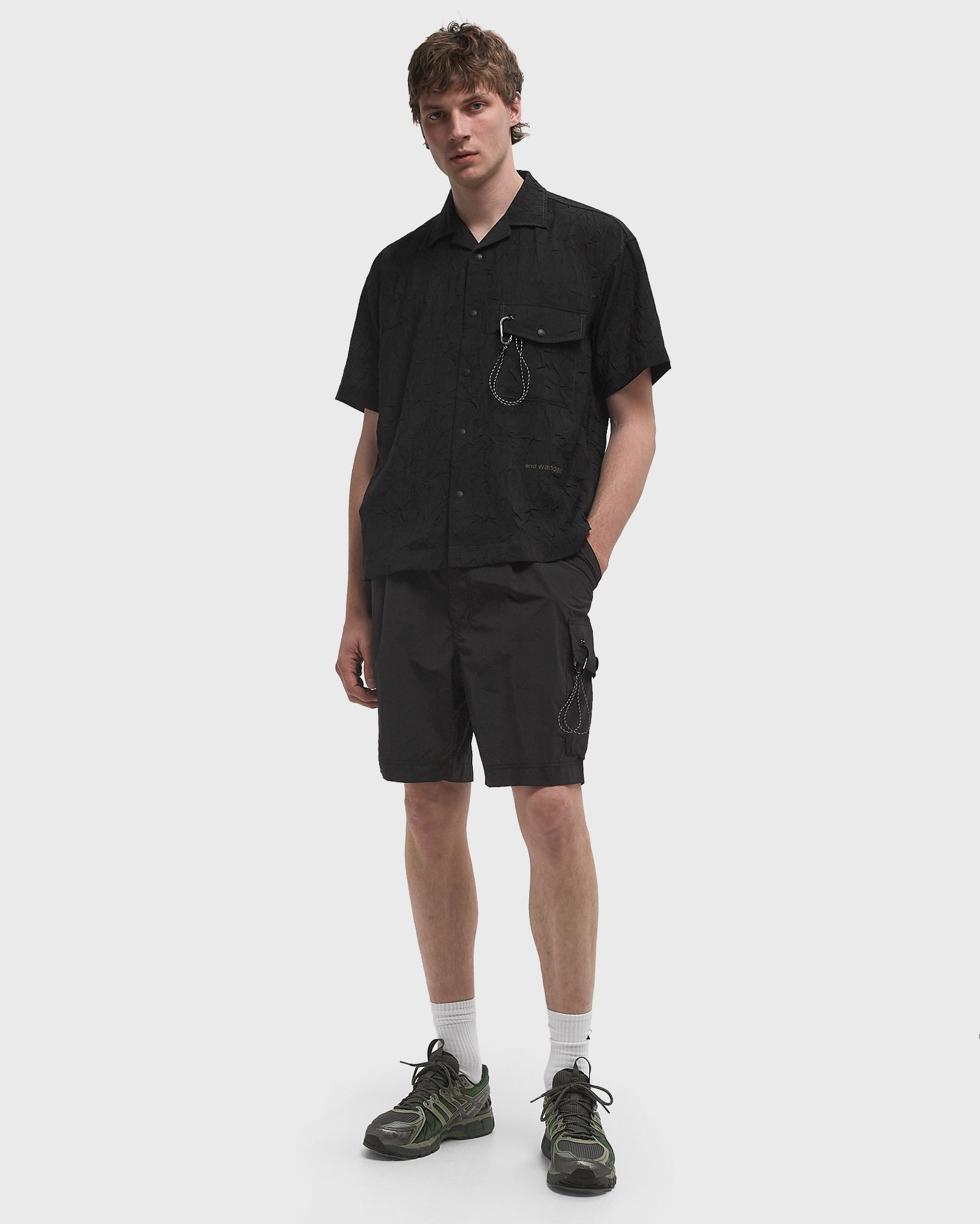 OVERSIZED CARGO SHORTS