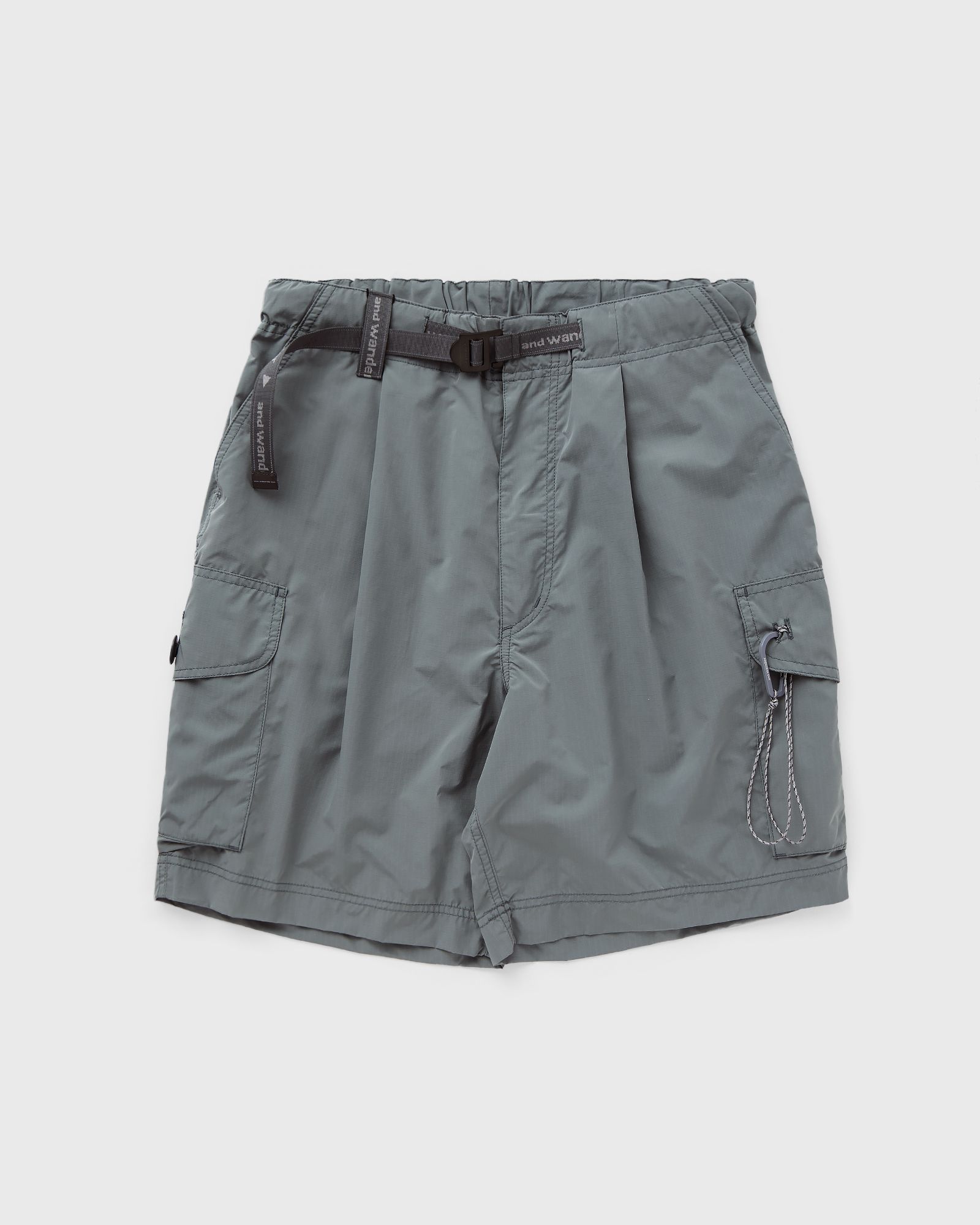 OVERSIZED CARGO SHORTS