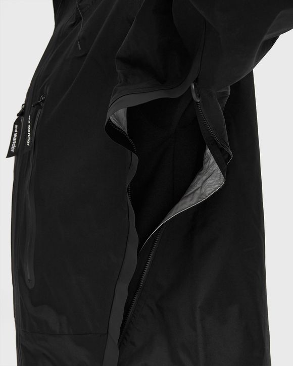 2.5L hiker rain jacket