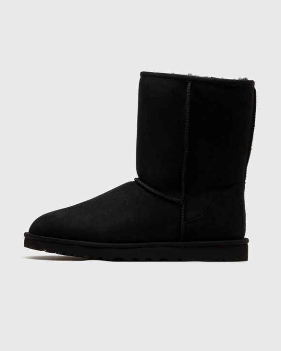 UGG M CLASSIC SHORT Black | BSTN Store