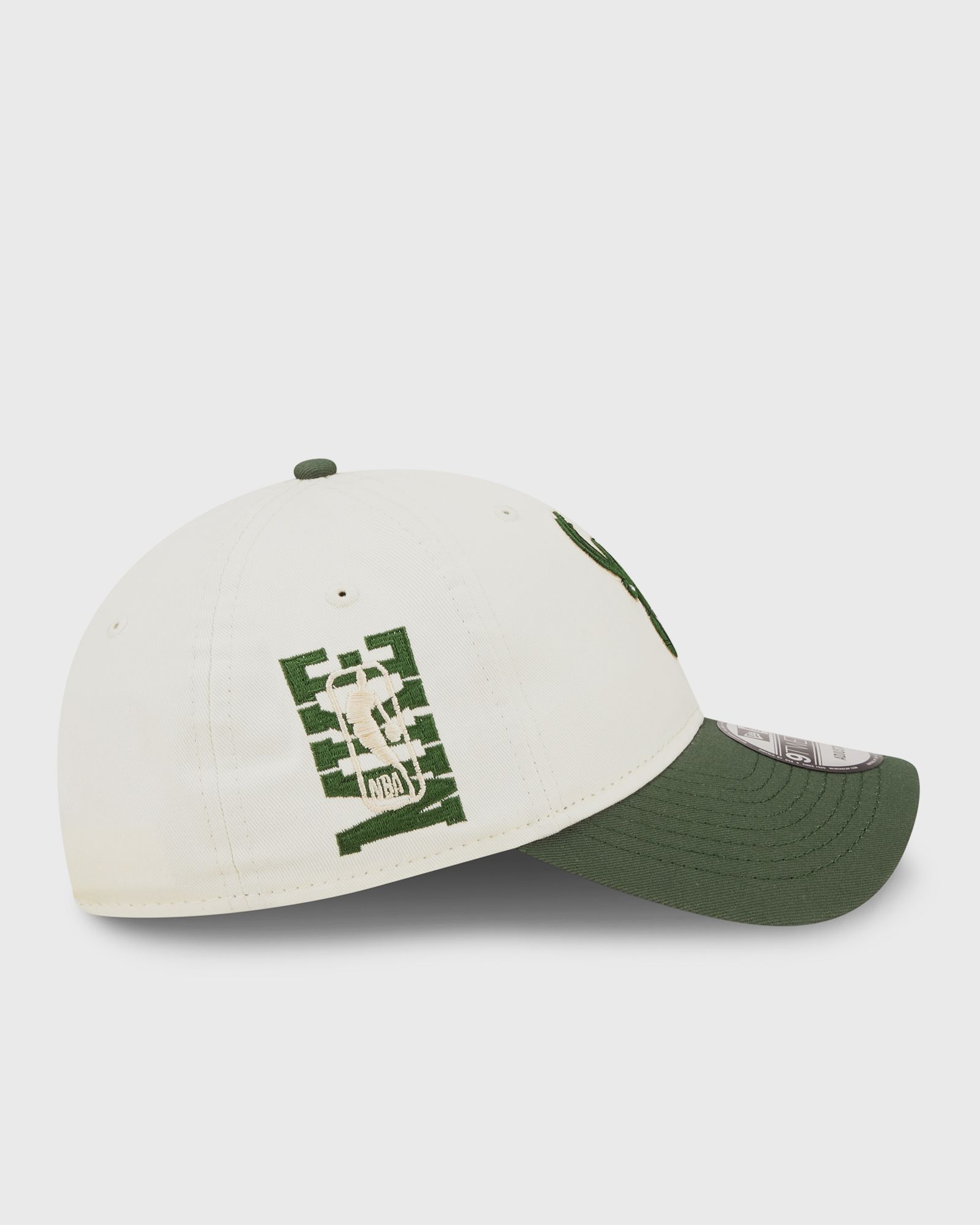 NBA22 DRAFT 920 MILWAUKEE BUCKS