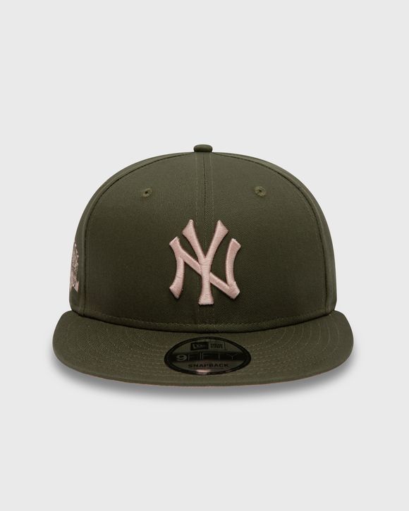 New Era Side Patch 9FIFTY New York Yankees Men Caps Brown in Size:S/M