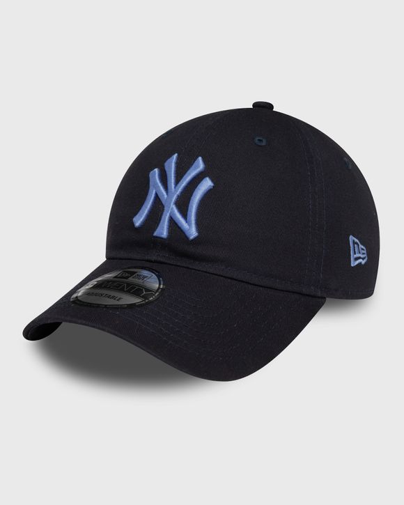  New Era Women's Essential 940 New York Yankees Cap,  Black/White, no Size : Sports & Outdoors