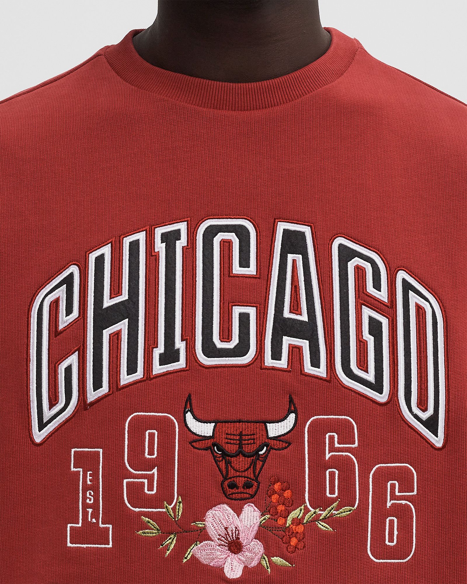 NBA FLORAL OS CREW CHICAGO BULLS