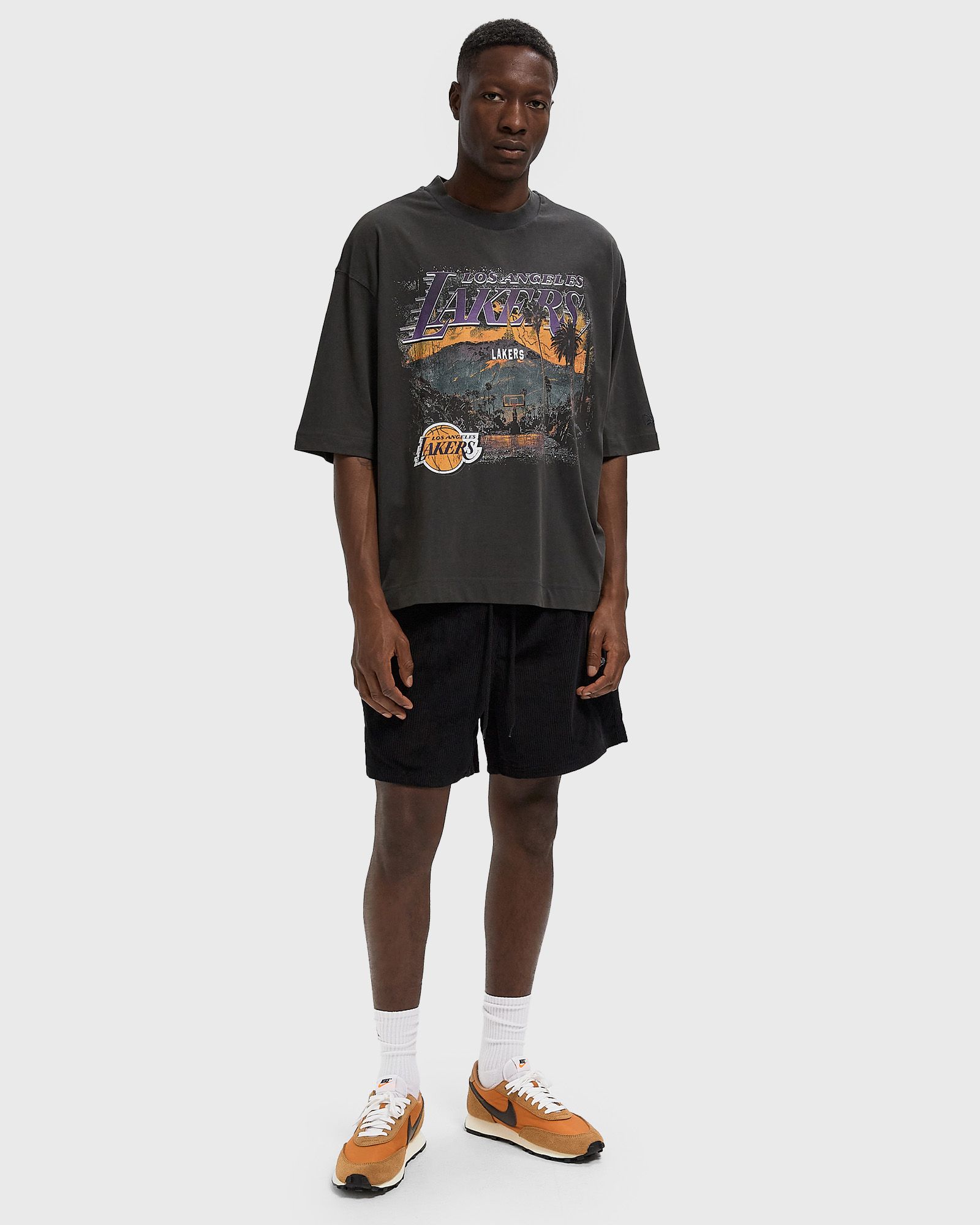 NBA WASHED GRPHC TEE LOS ANGELES LAKERS