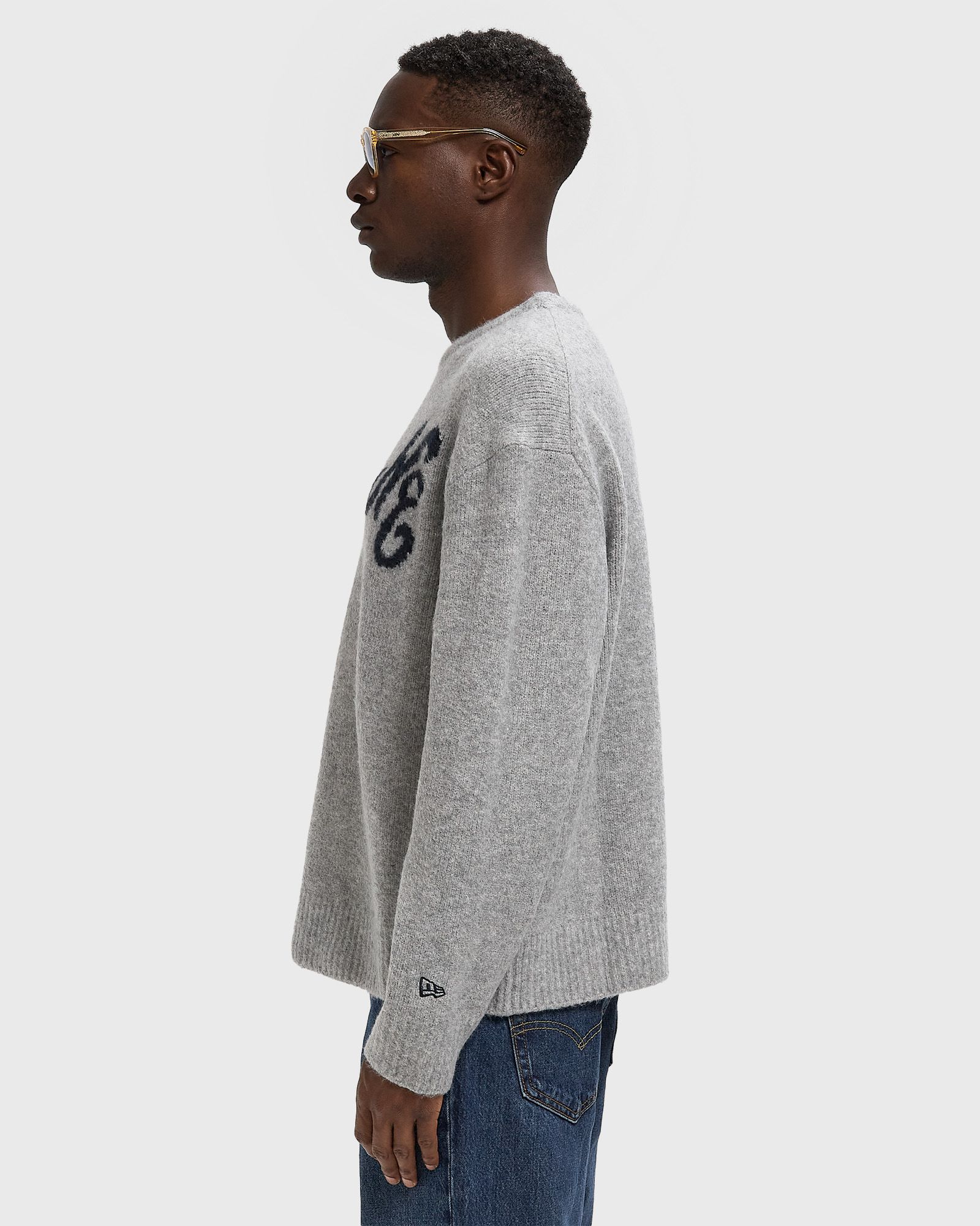 NE KNIT SWEATER
