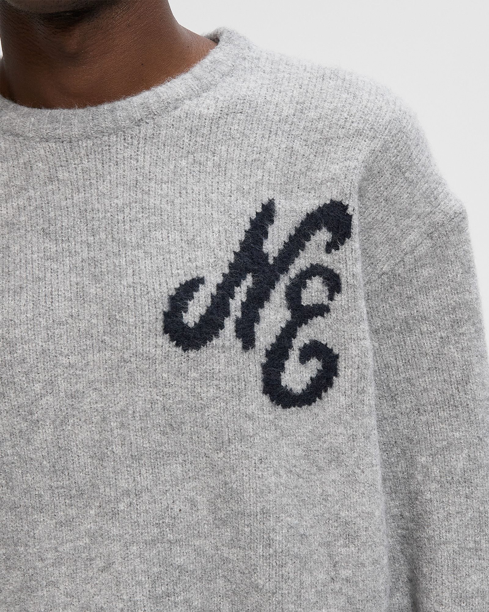 NE KNIT SWEATER