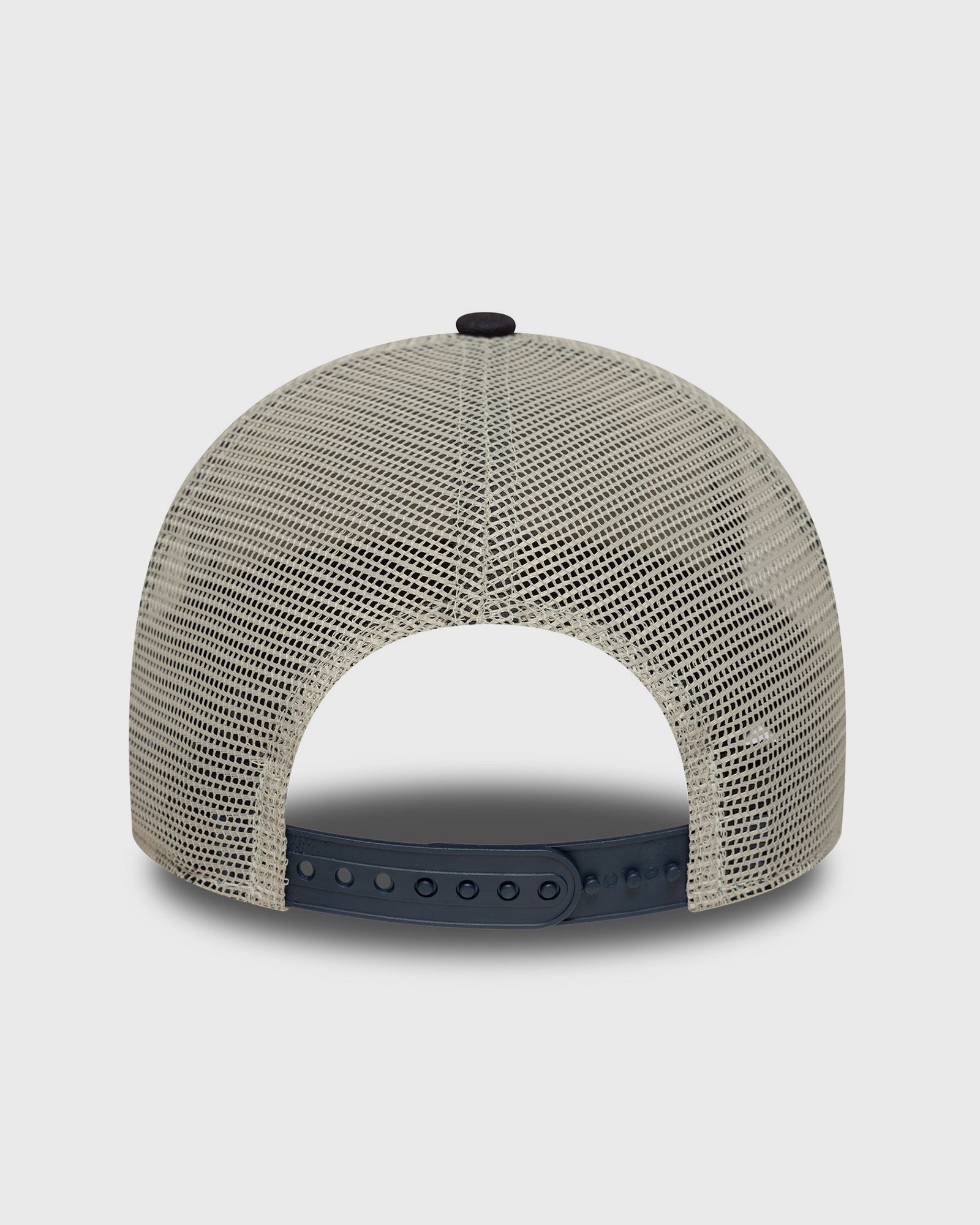 ANIMAL PATCH TRUCKER