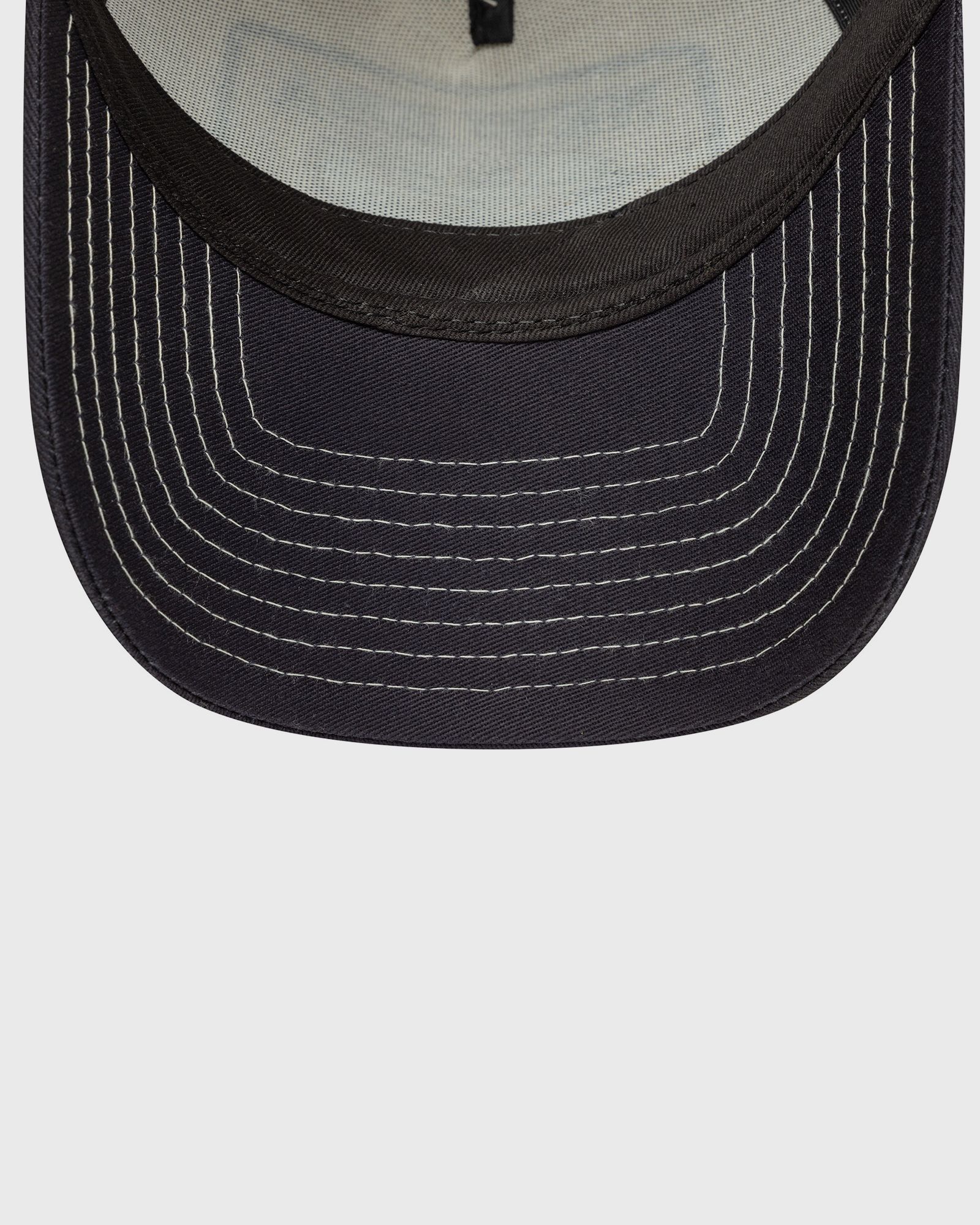 ANIMAL PATCH TRUCKER