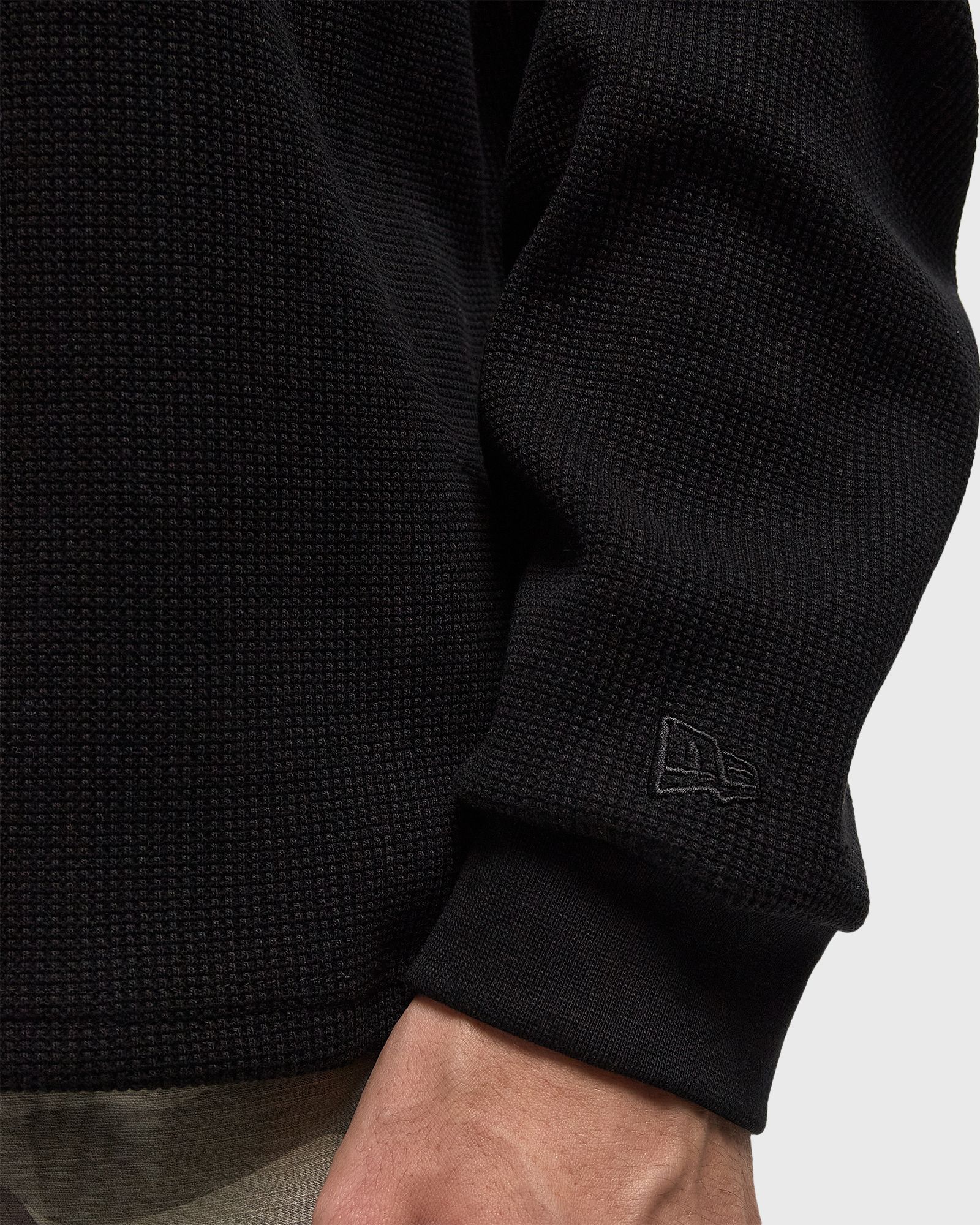 NE LS WAFFLE TEE NEWERA