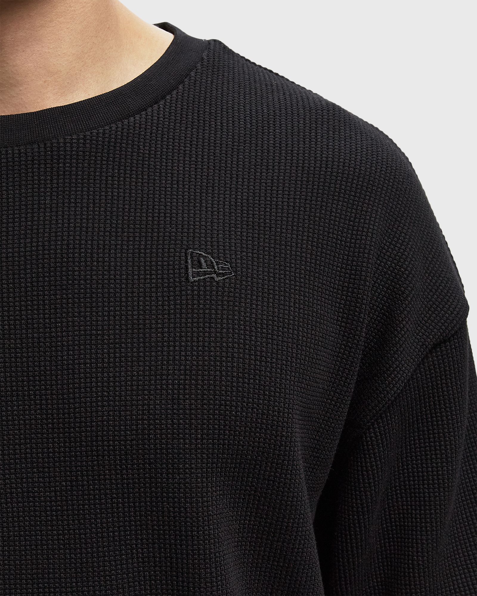 NE LS WAFFLE TEE NEWERA