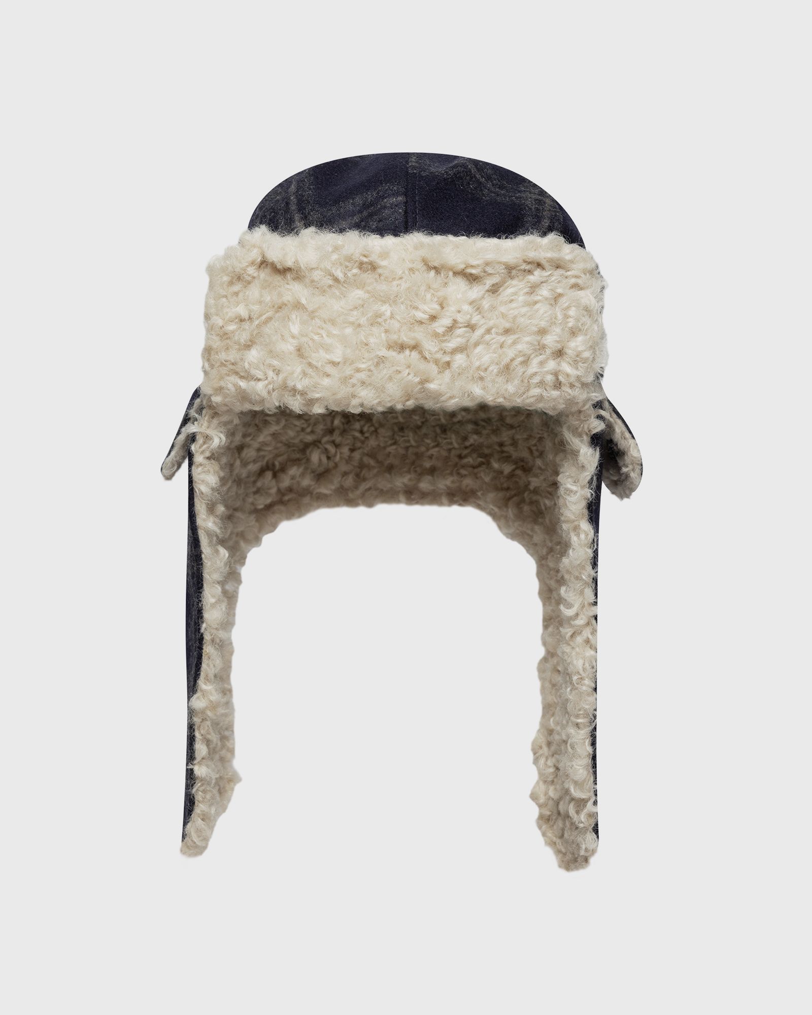 IMG LODEN TRAPPER NEWERA