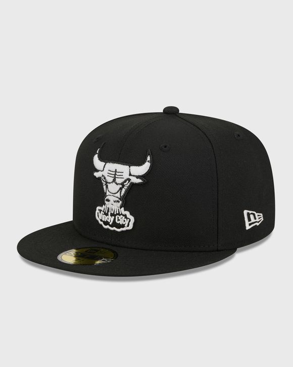 HWC 31587 59FIFTY BLKBLKWHI CHICAGO BULLS