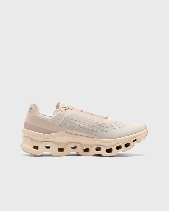 モンモン様 ON Cloudmonster Pink | BSTN Store