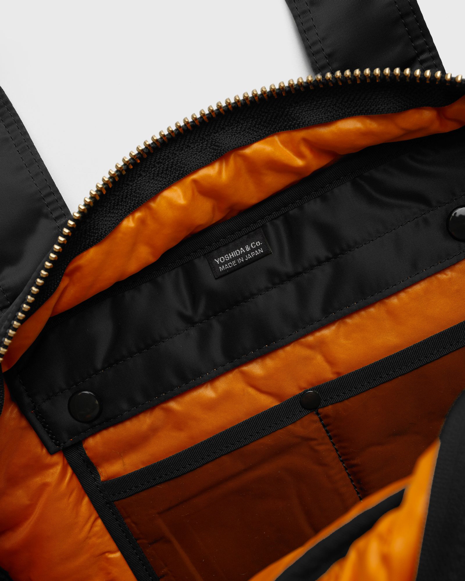 TANKER DUFFLE BAG (L)