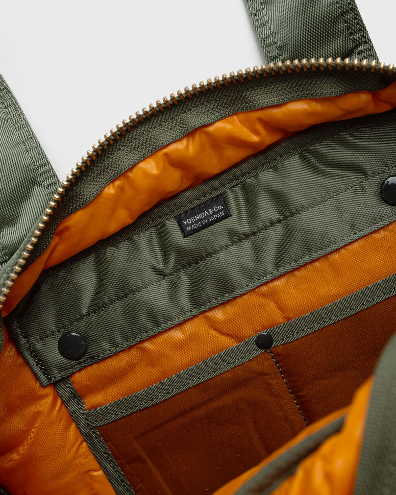 TANKER DUFFLE BAG (L)