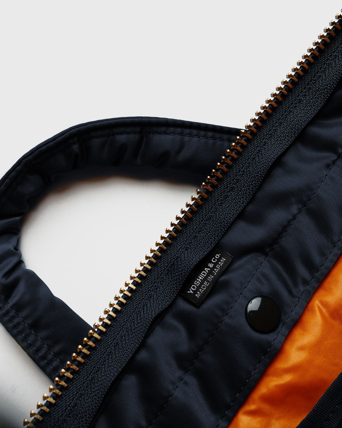 Porter-Yoshida & Co. TANKER SHORT HELMET BAG (L) Blue | BSTN