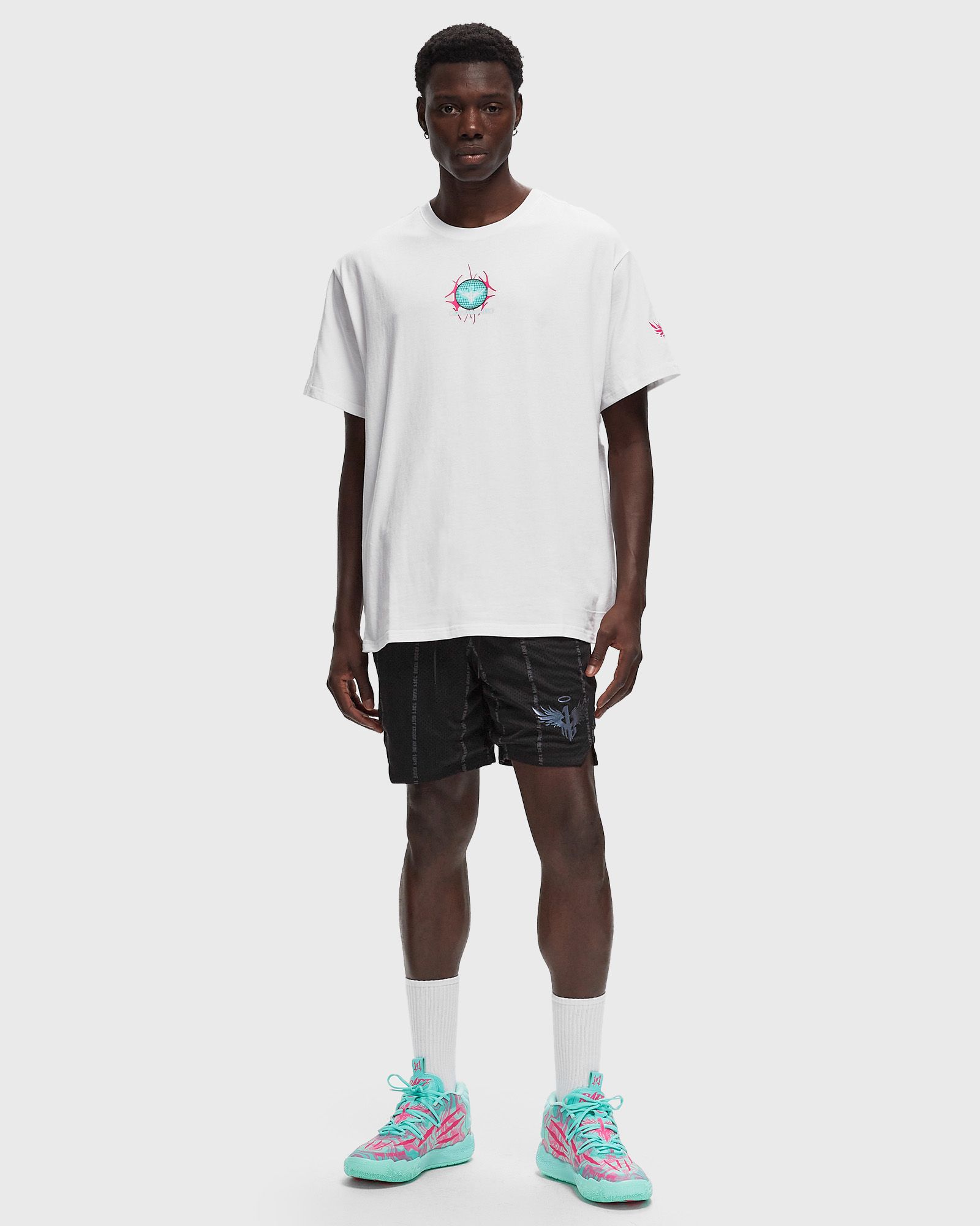 Melo Alwayz On Short