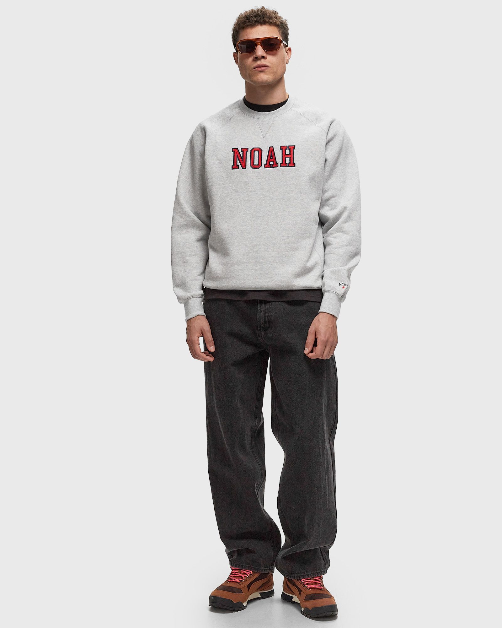 x NOAH Crewneck