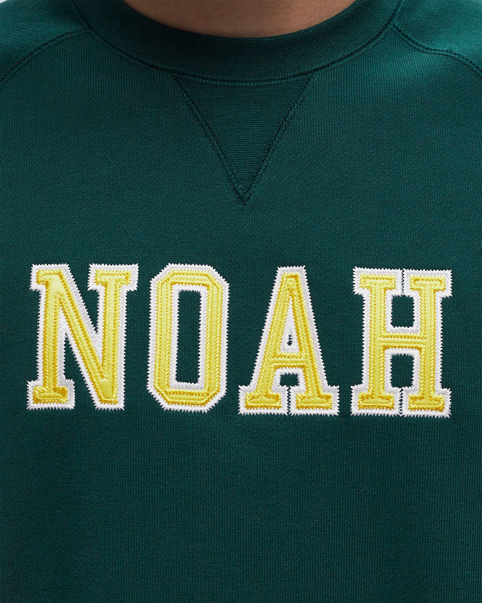 x NOAH Crewneck