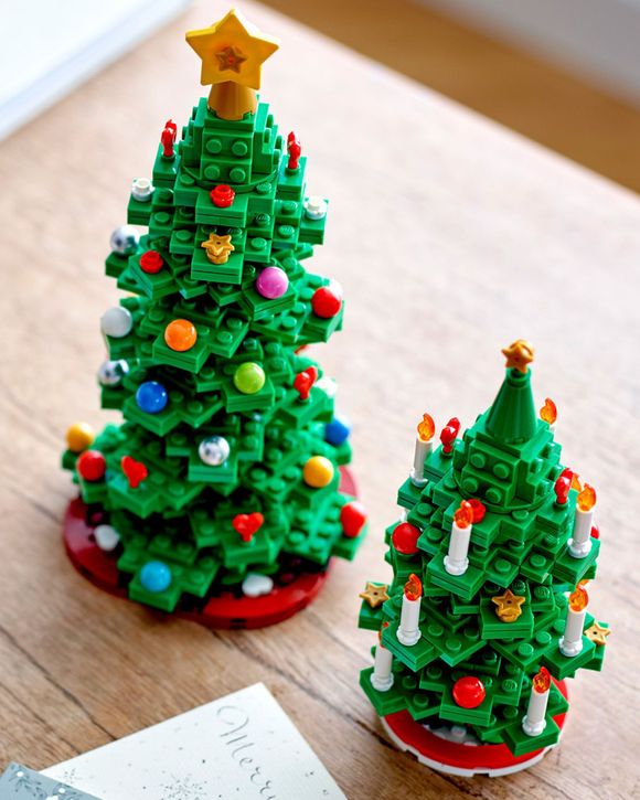 CHRISTMAS TREE - 40573