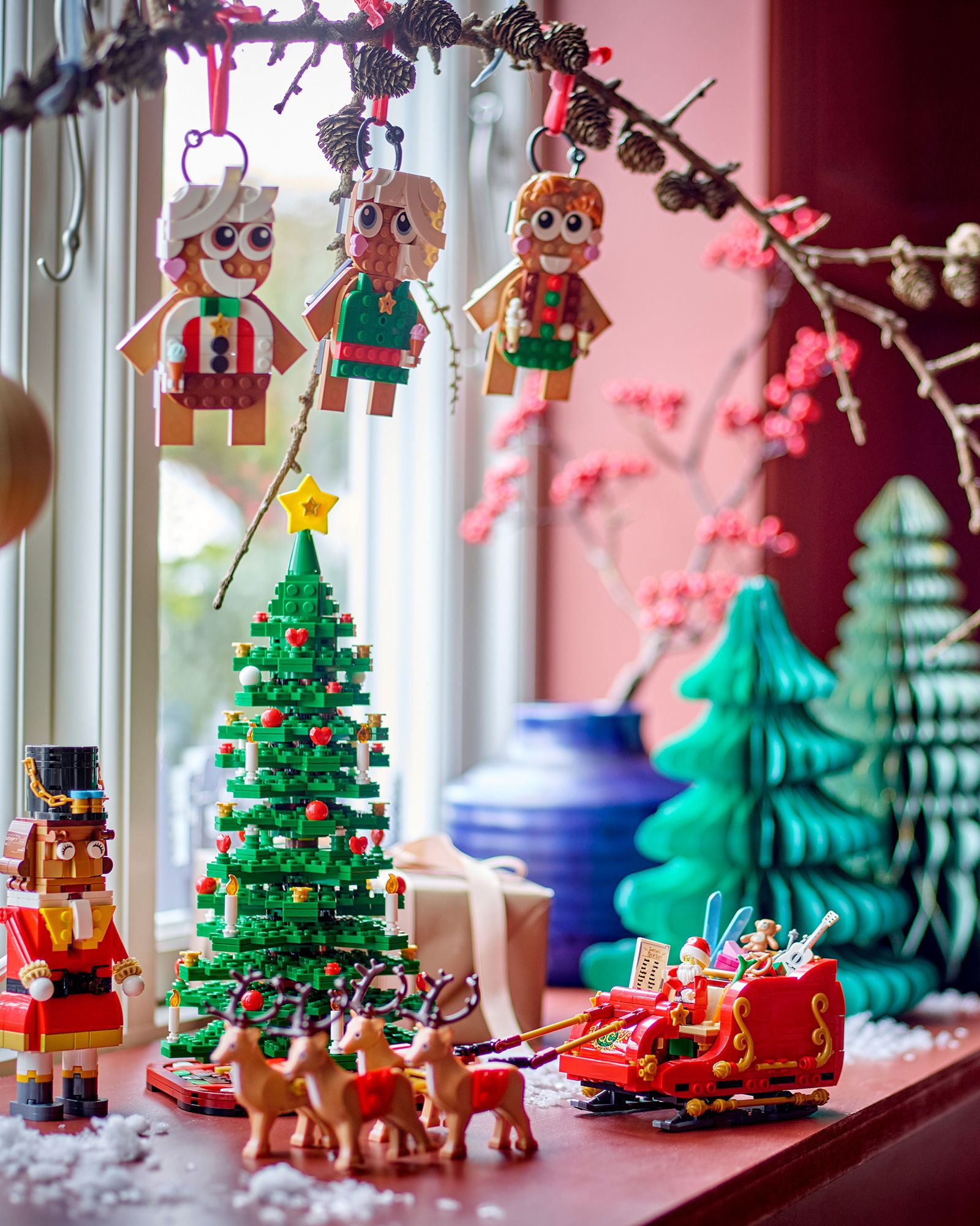 GINGERBREAD ORNAMENTS - 40642