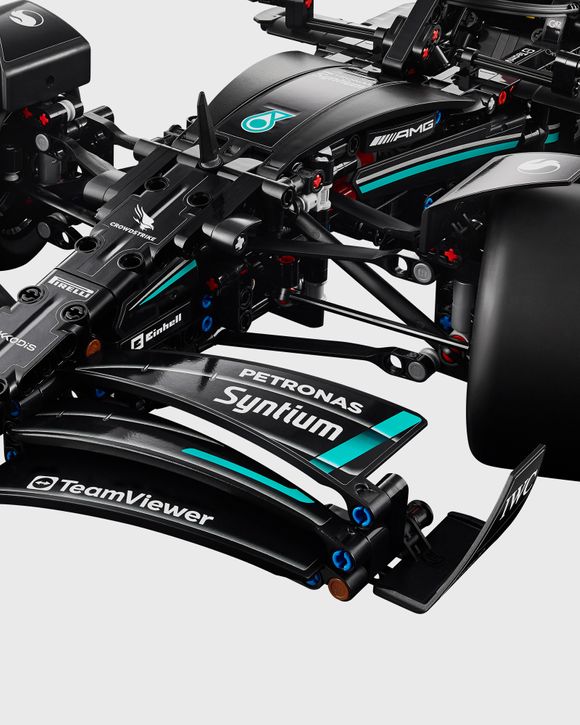 Mercedes-AMG F1 W14 E Performance