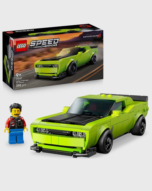 Thumbnail - Dodge Challenger SRT Hellcat Sportscar - 77237