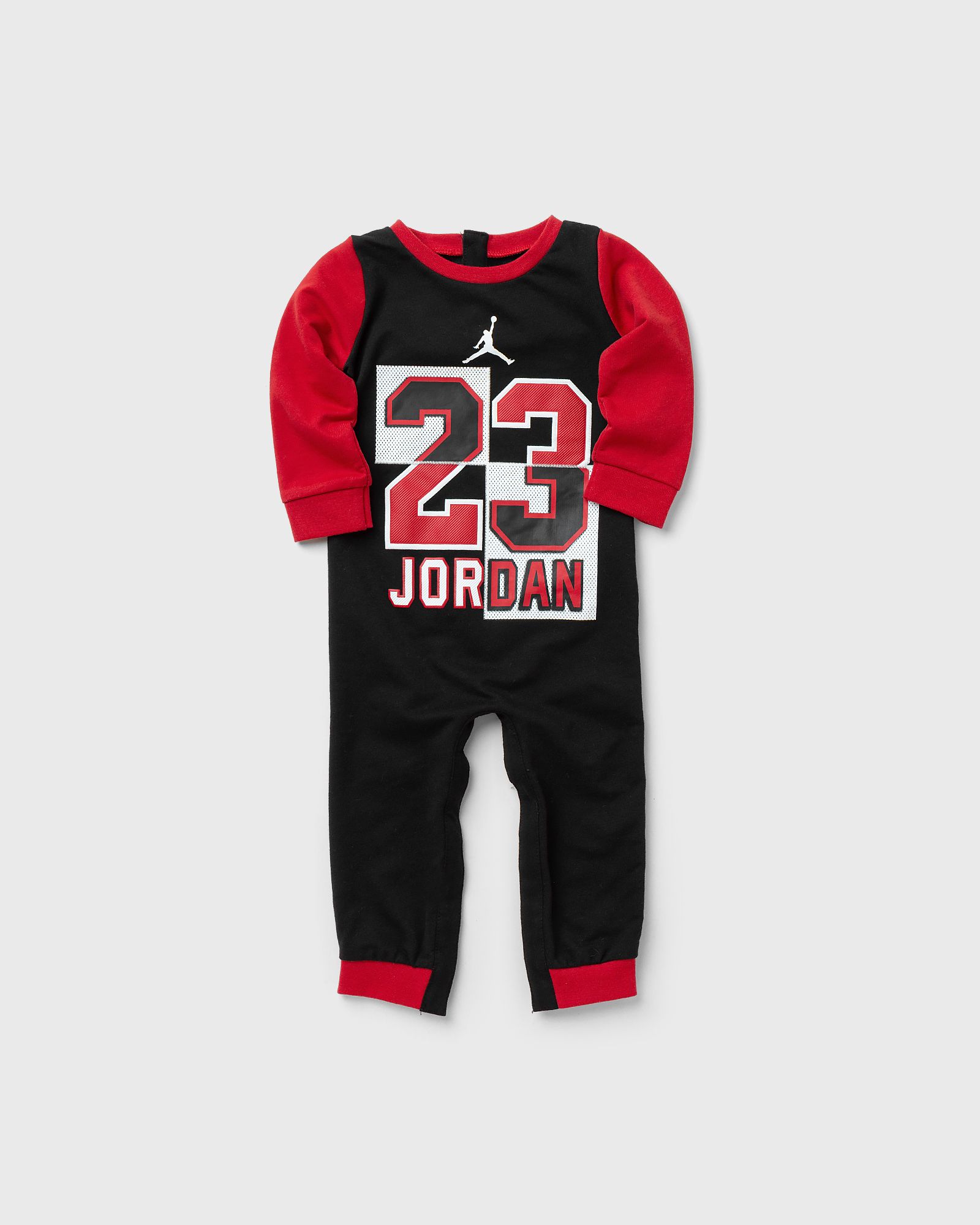 23 CONSTRUCTED COVERALL