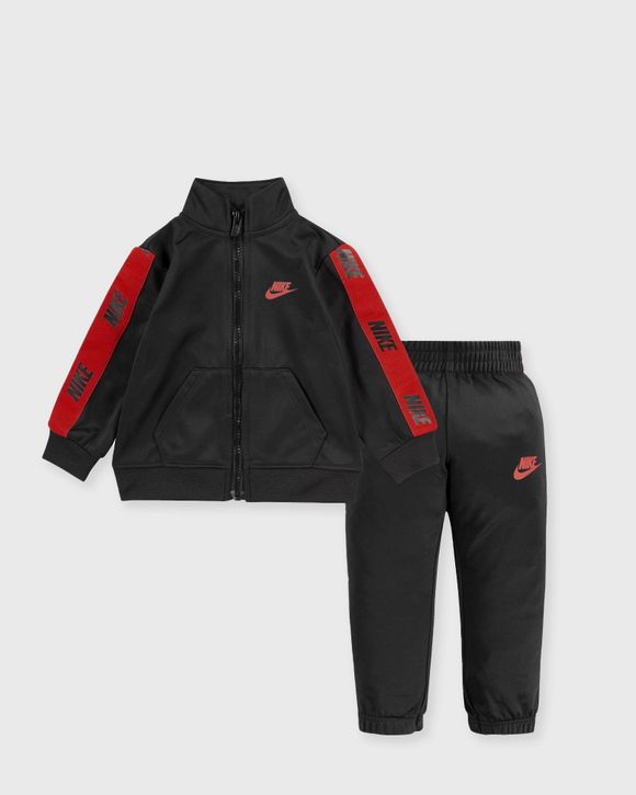 Black nike tracksuit set deals