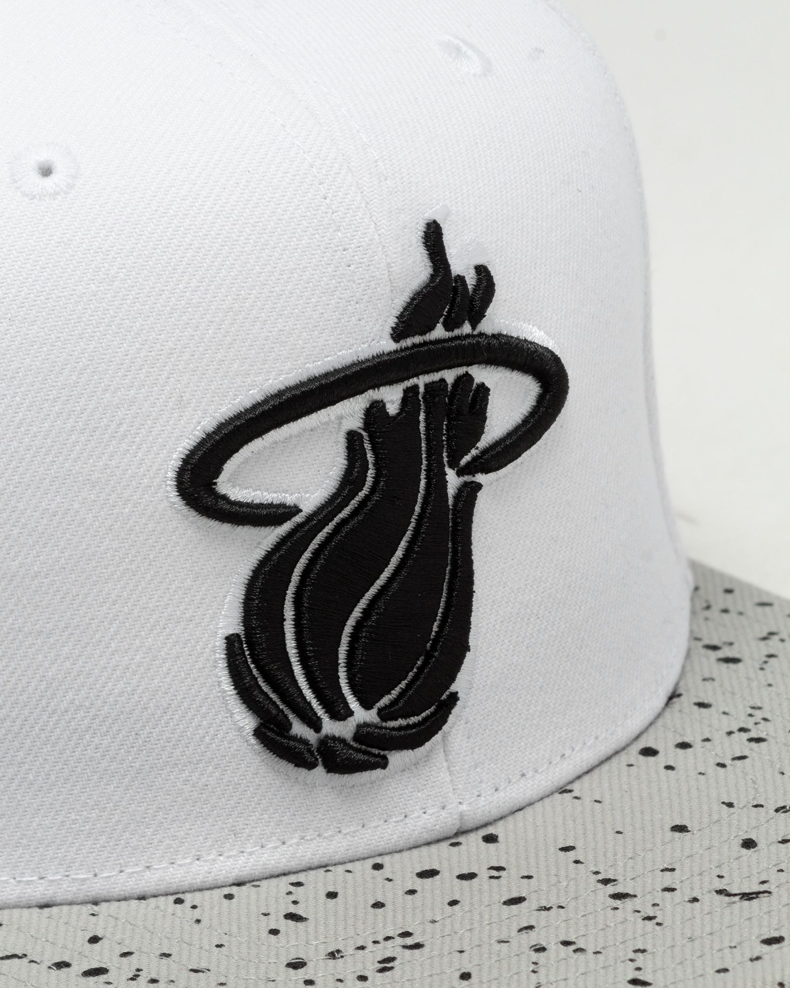 NBA CEMENT TOP SNAPBACK HEAT