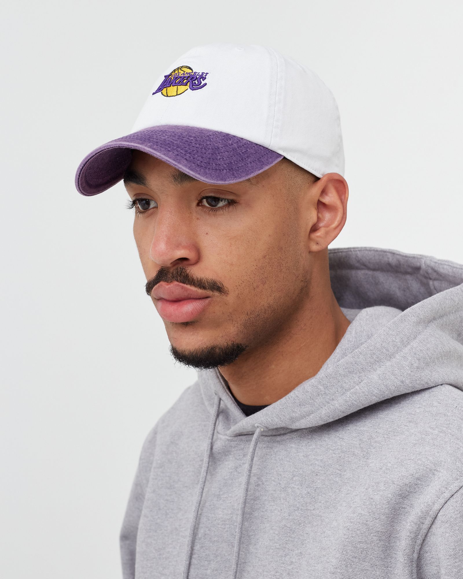 LOS ANGELES LAKERS PUNCH IN STRAPBACK HAT