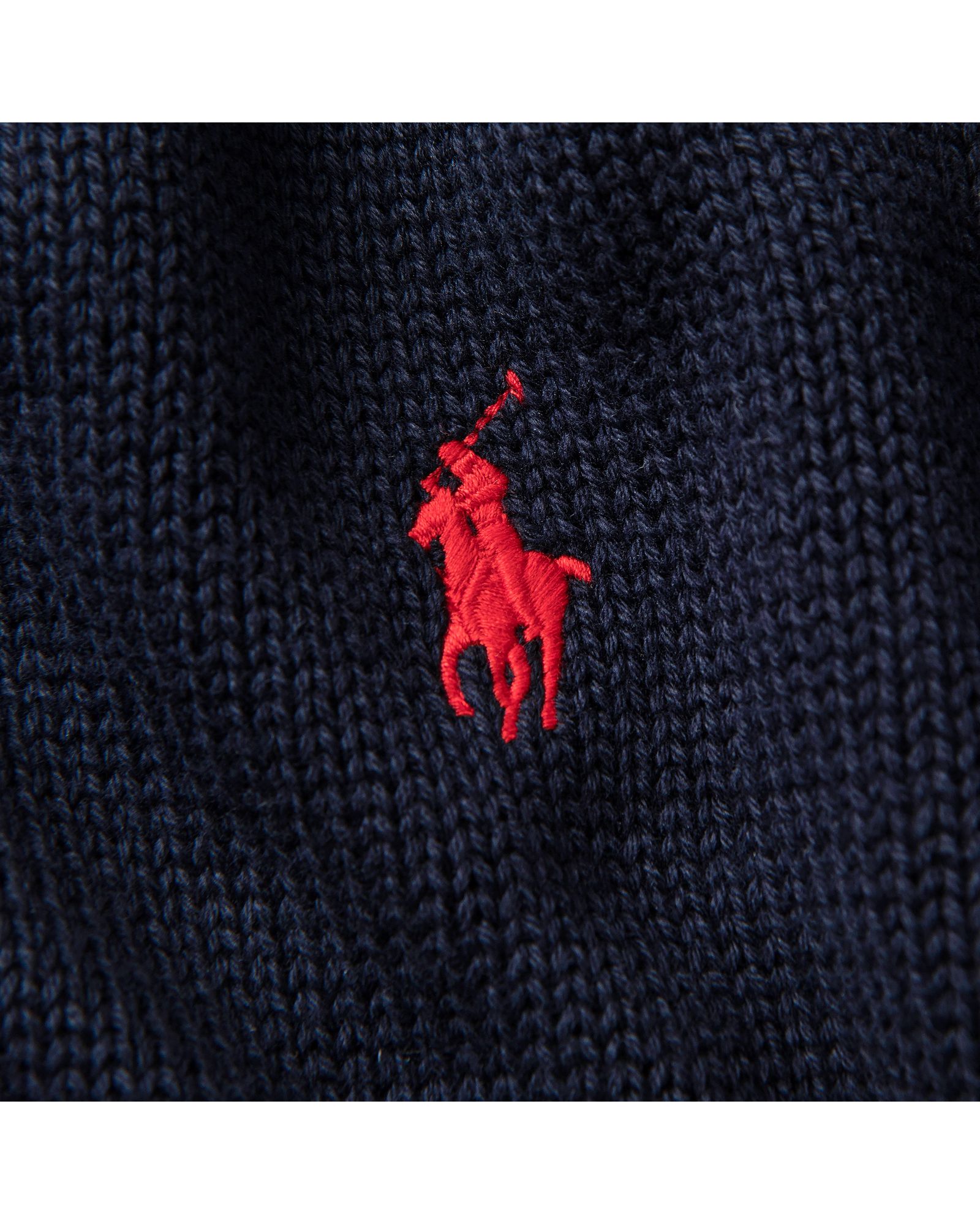 CLASSIC KNITTED SWEATER