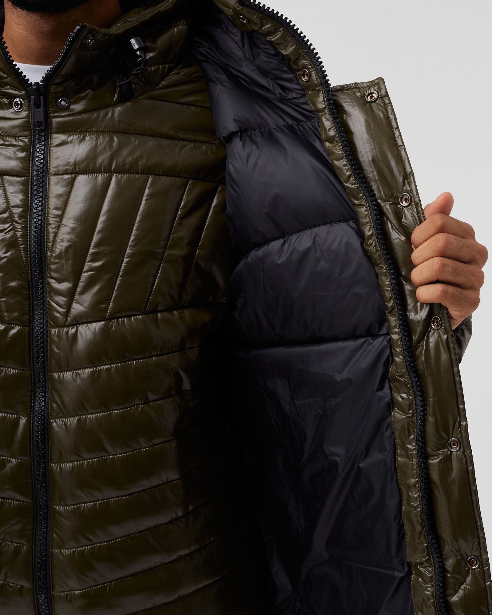 WATER-REPELLENT DOWN JACKET