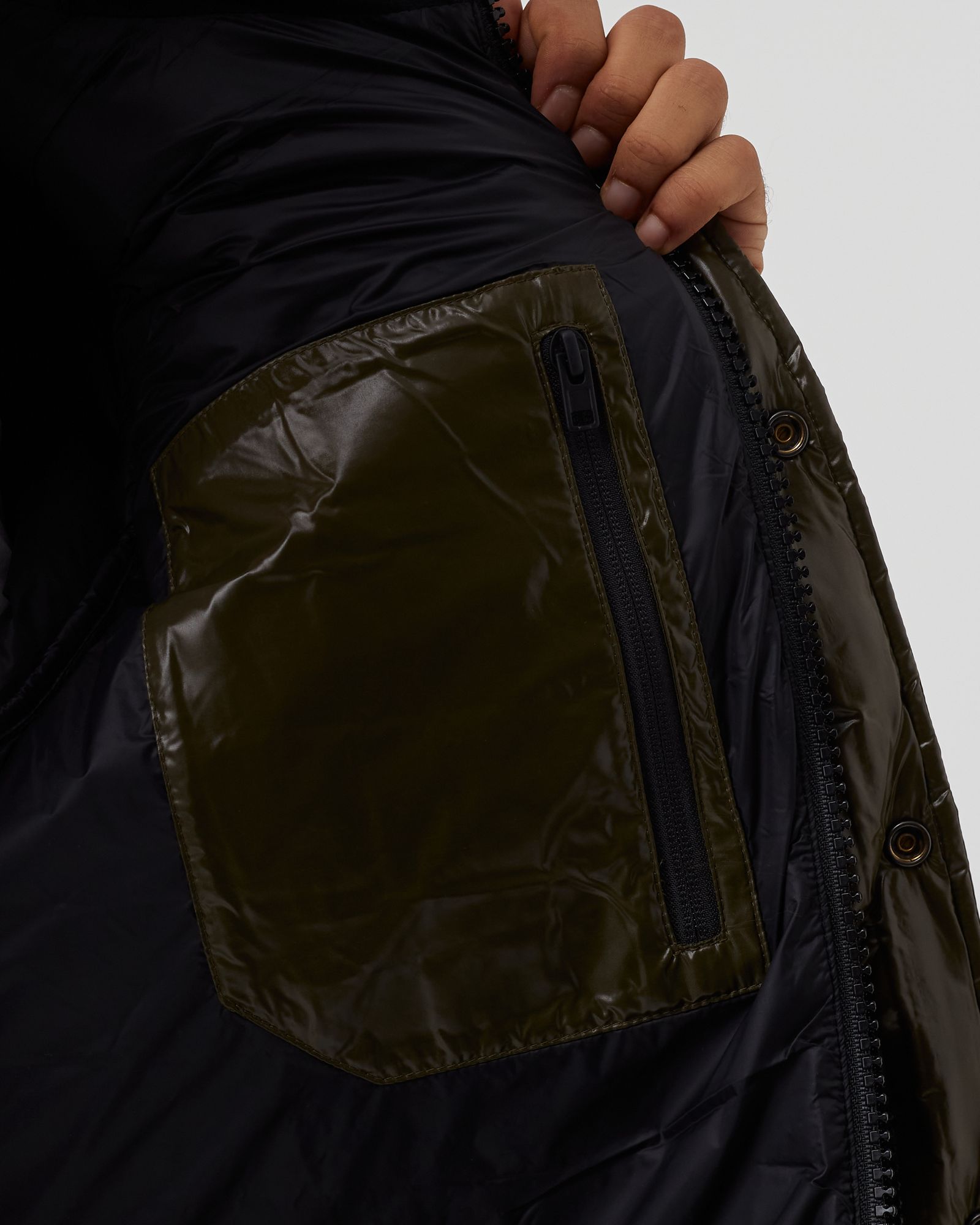 WATER-REPELLENT DOWN JACKET