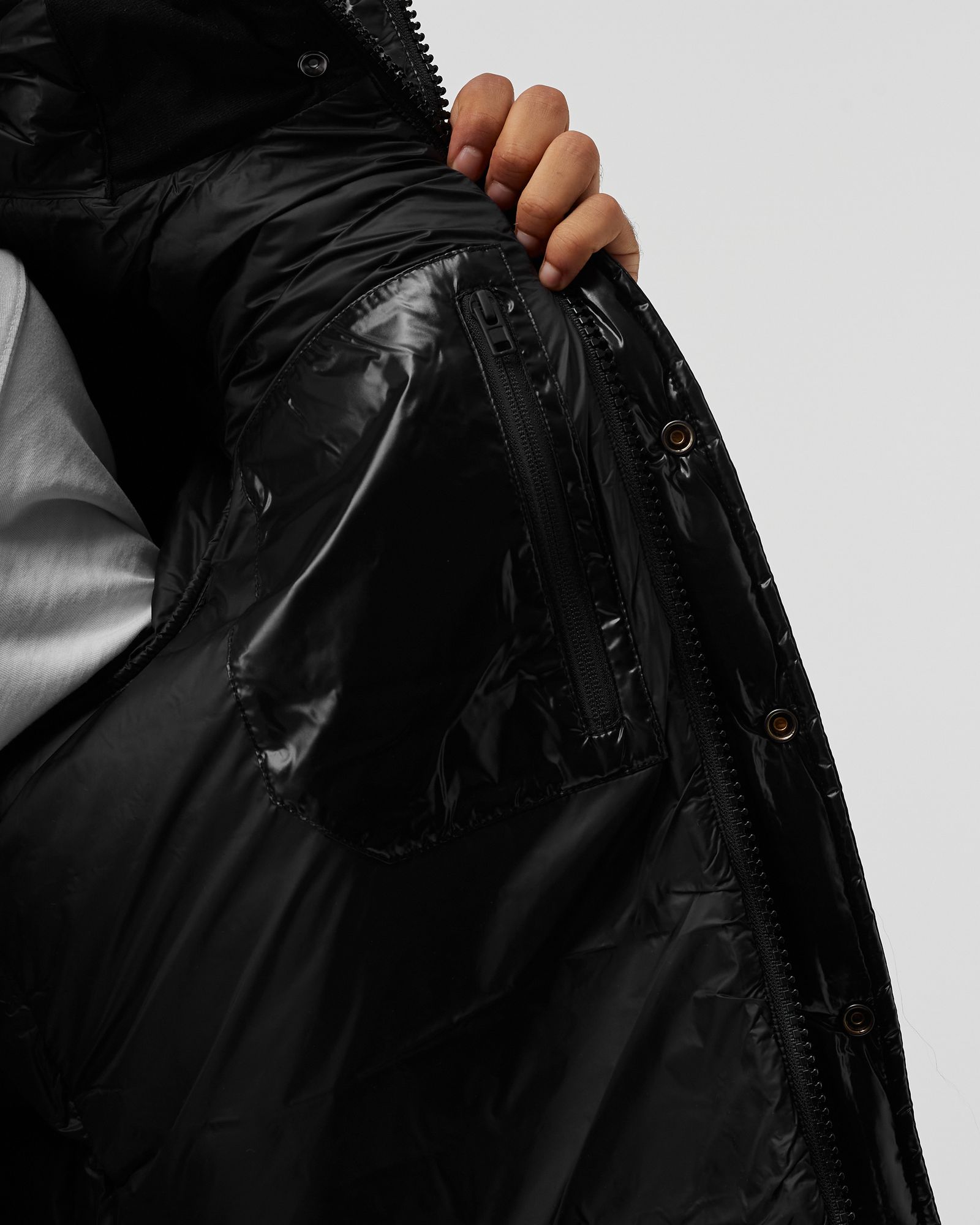 Water-Repellent Down Jacket