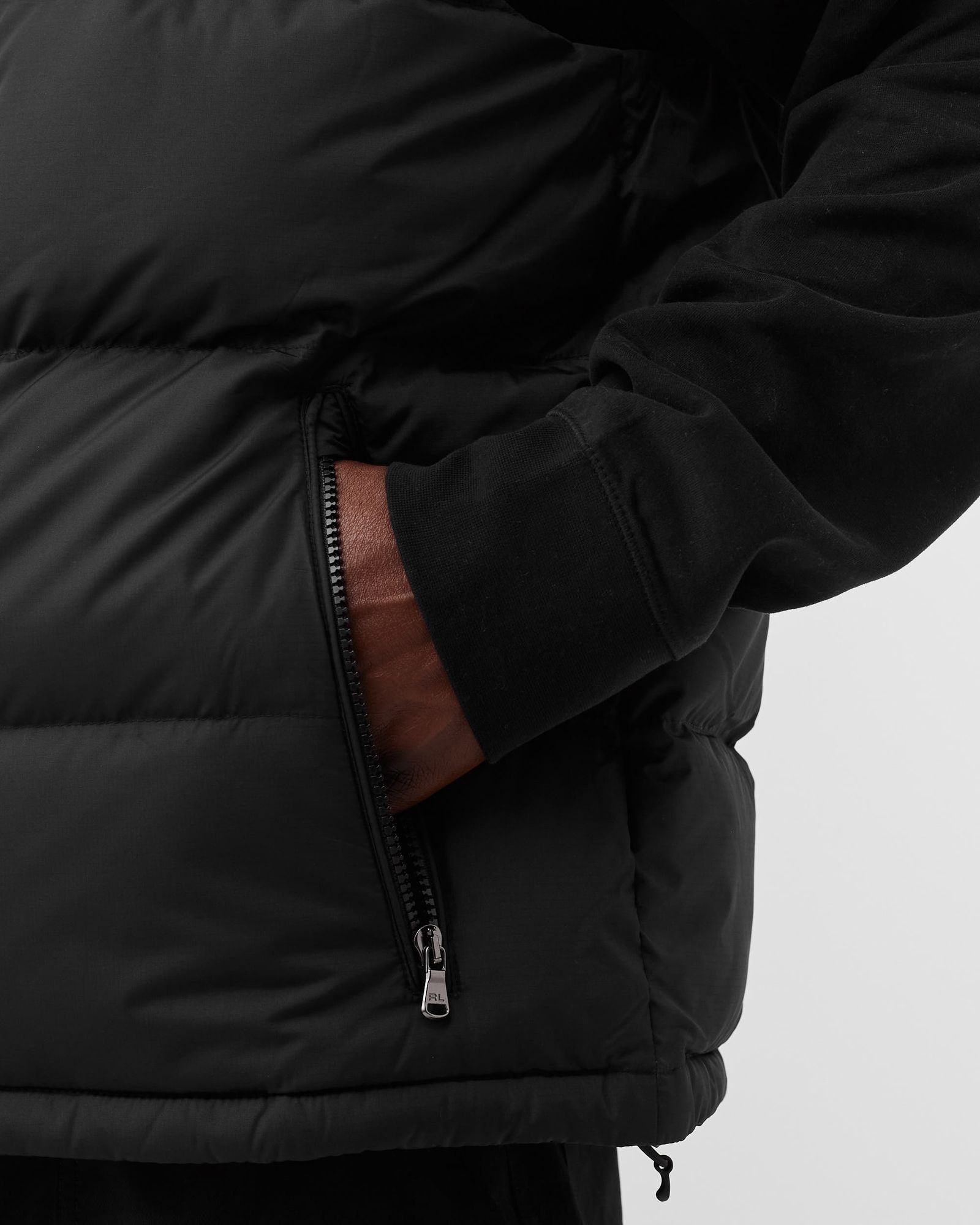 WATER-REPELLENT DOWN GILET
