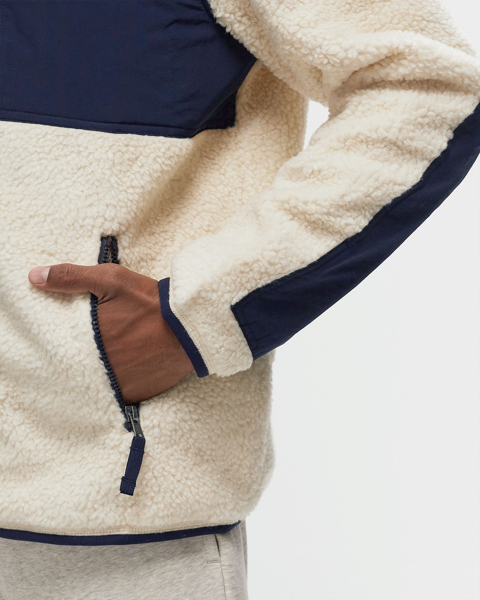 LONG SLEEVE FULL ZIP