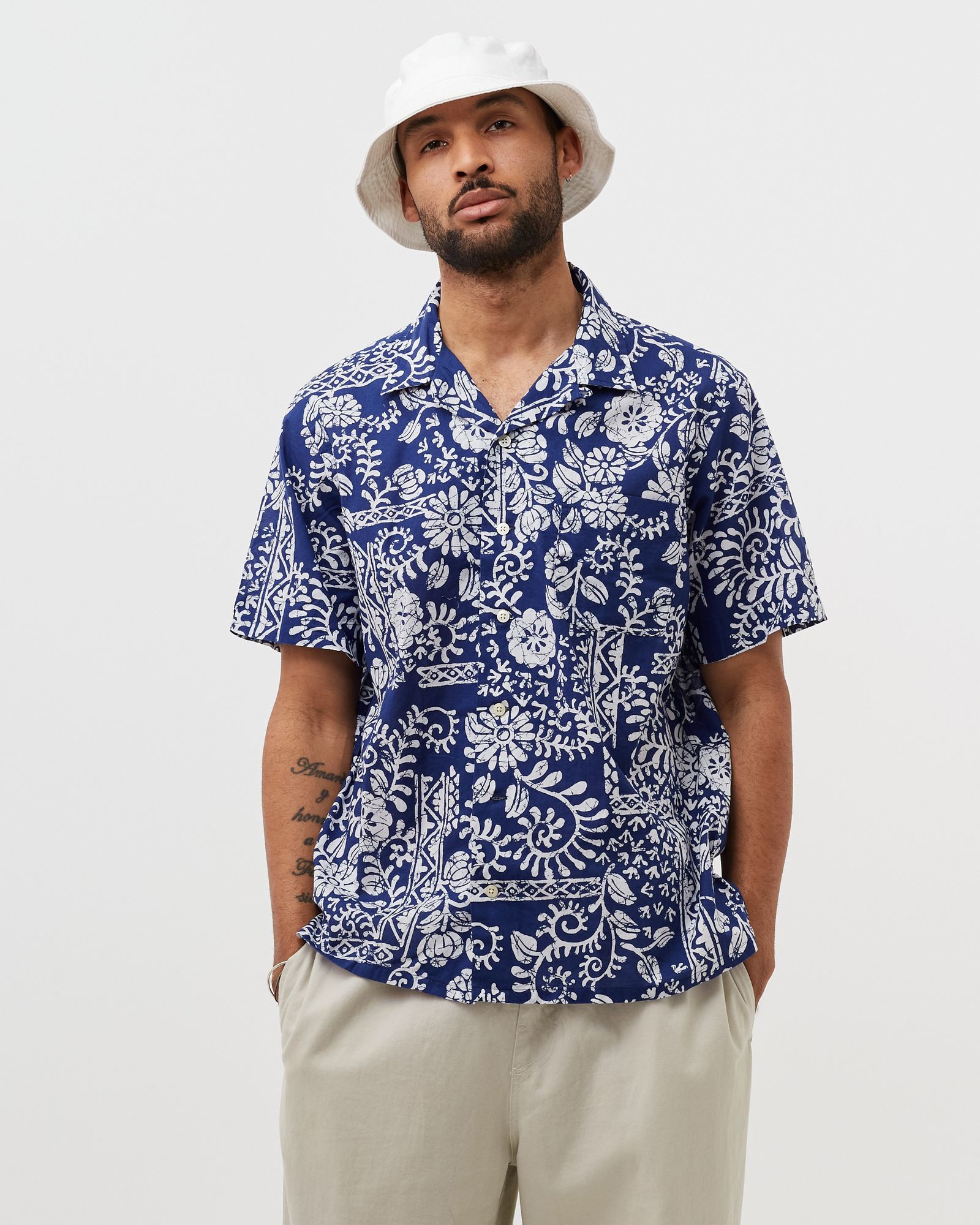 SHORT SLEEVE-SPORT SHIRT