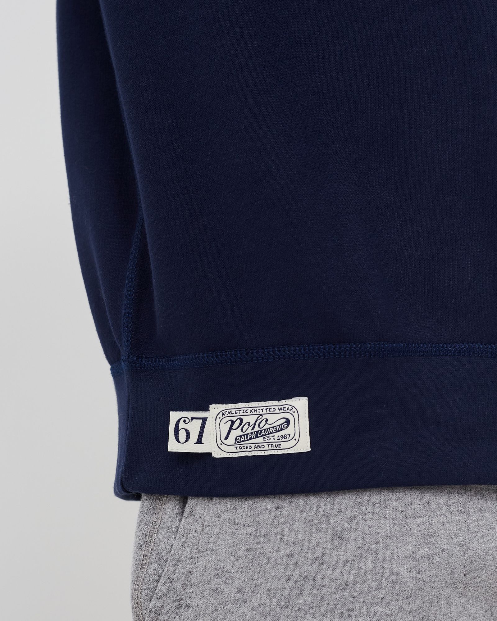 LONGSLEEVE SWEATSHIRT