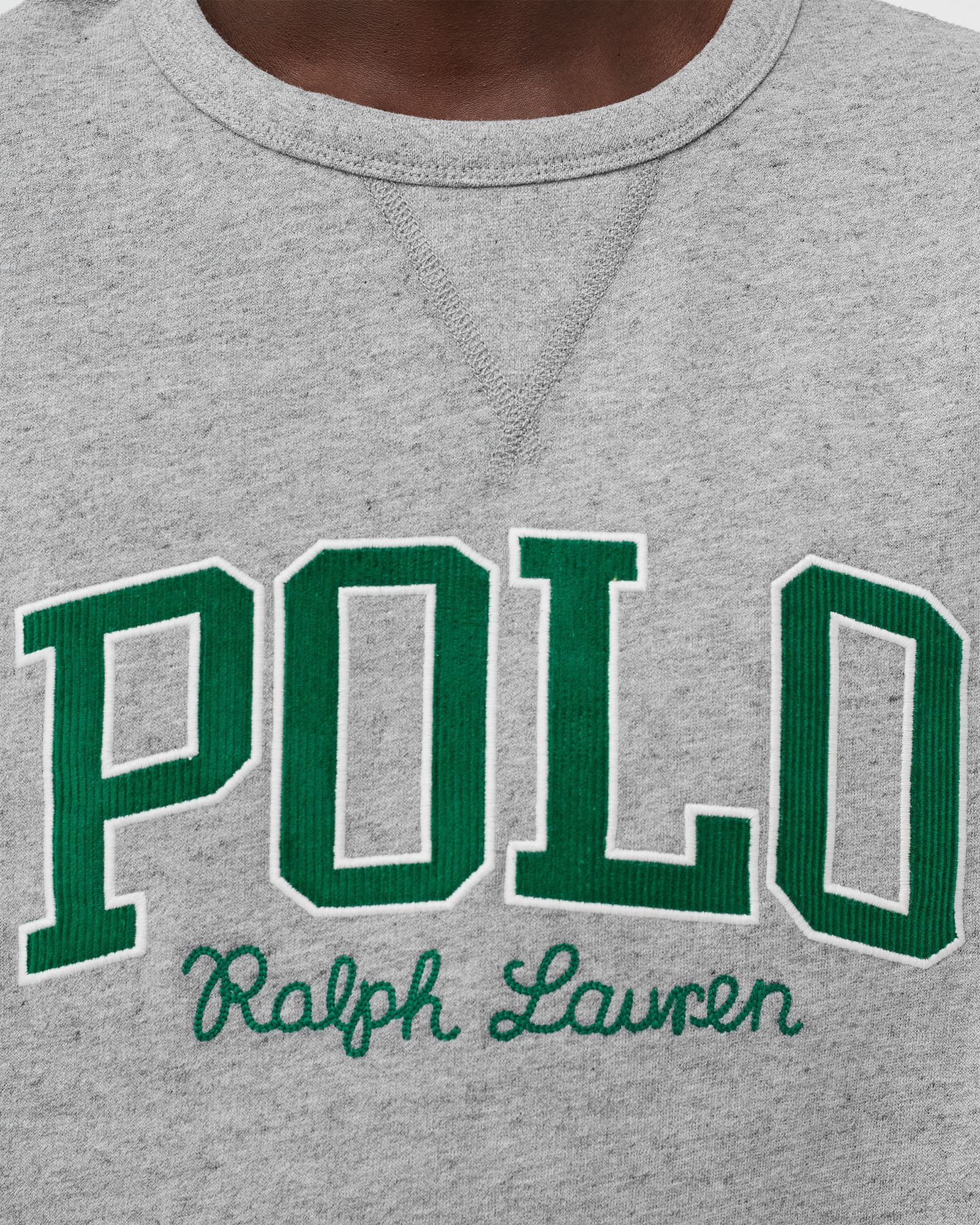 LONGSLEEVE SWEATSHIRT