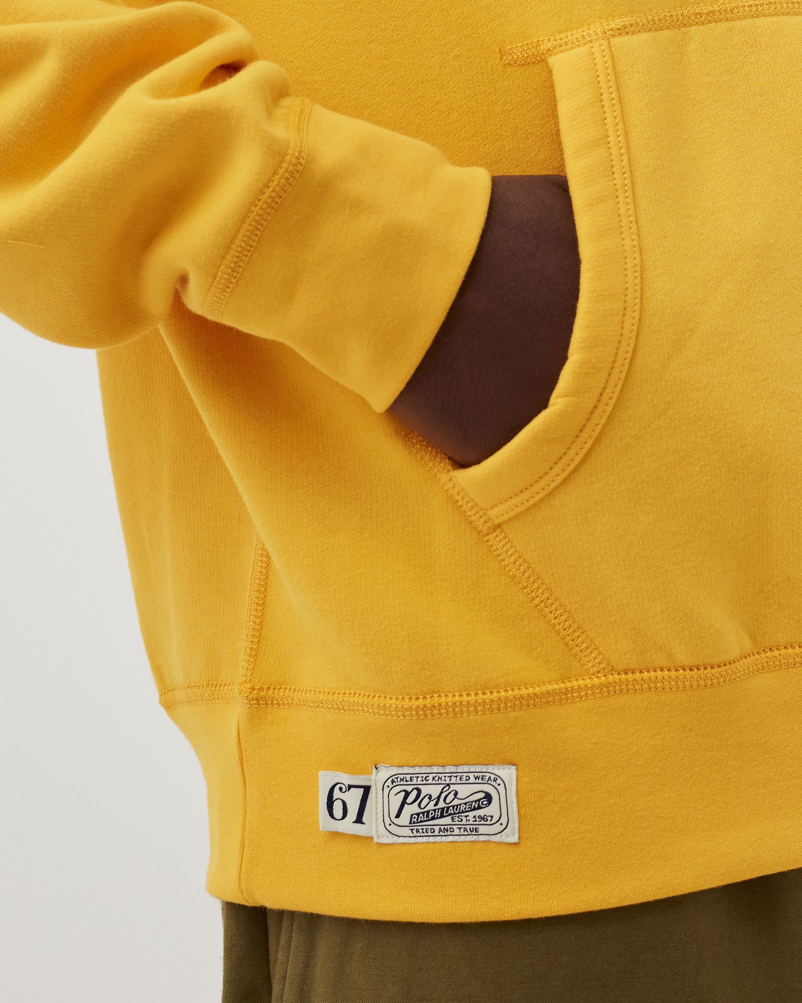 LONGSLEEVE HOODED SWEATSHIRT