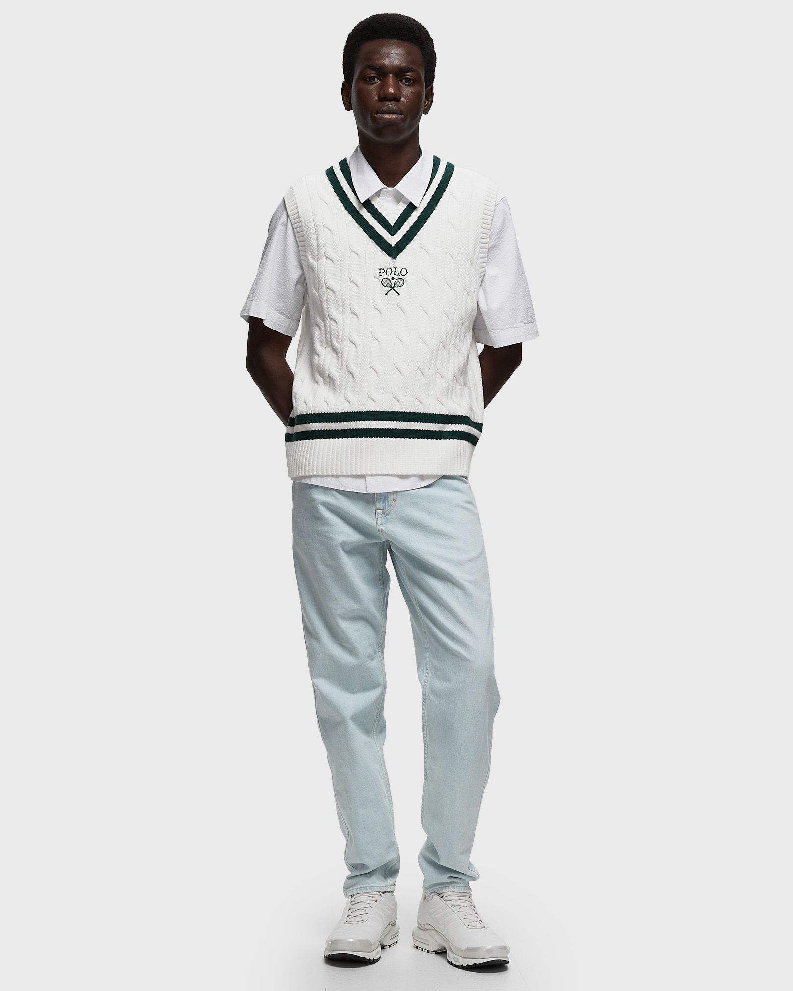 WIMBLEDON SLEEVELESS VEST