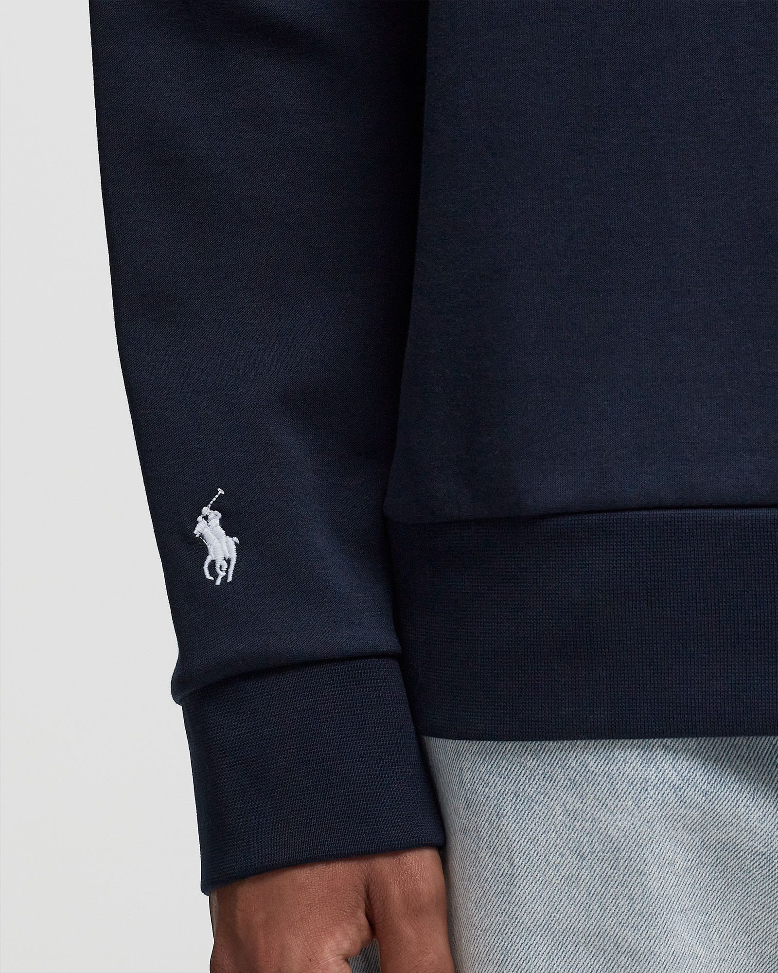 SLEEVE-SWEATSHIRT