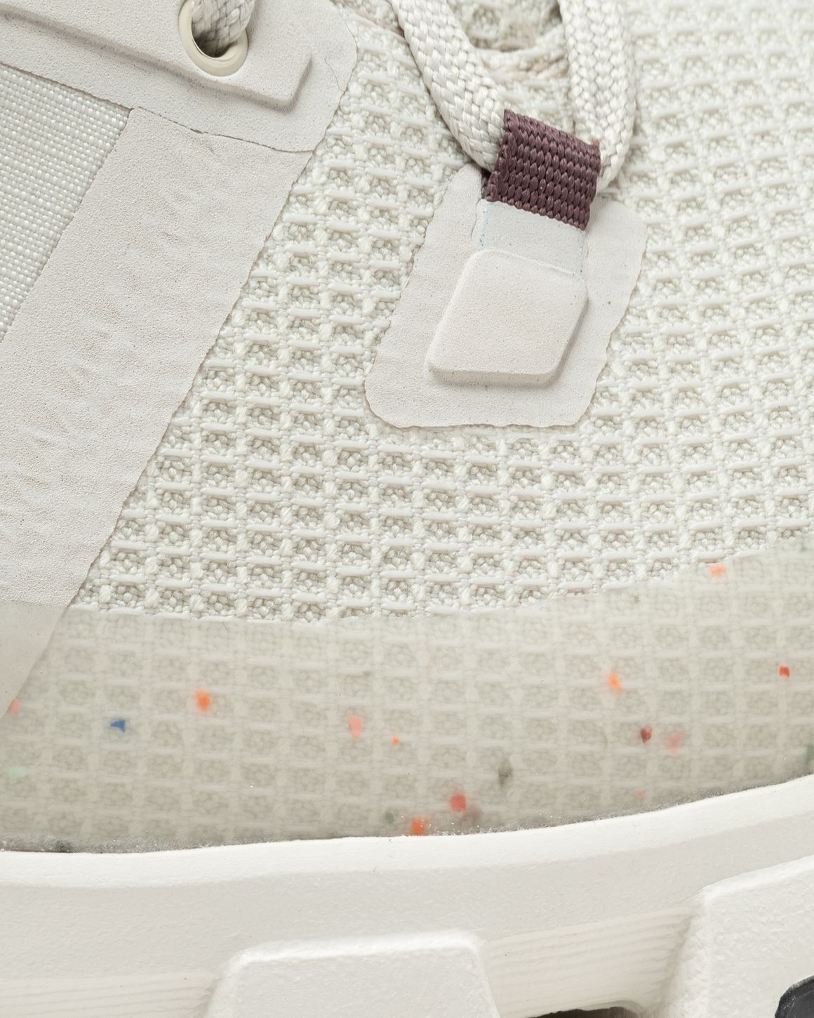 On Cloudmonster Undyed-White | White（オン クラウド